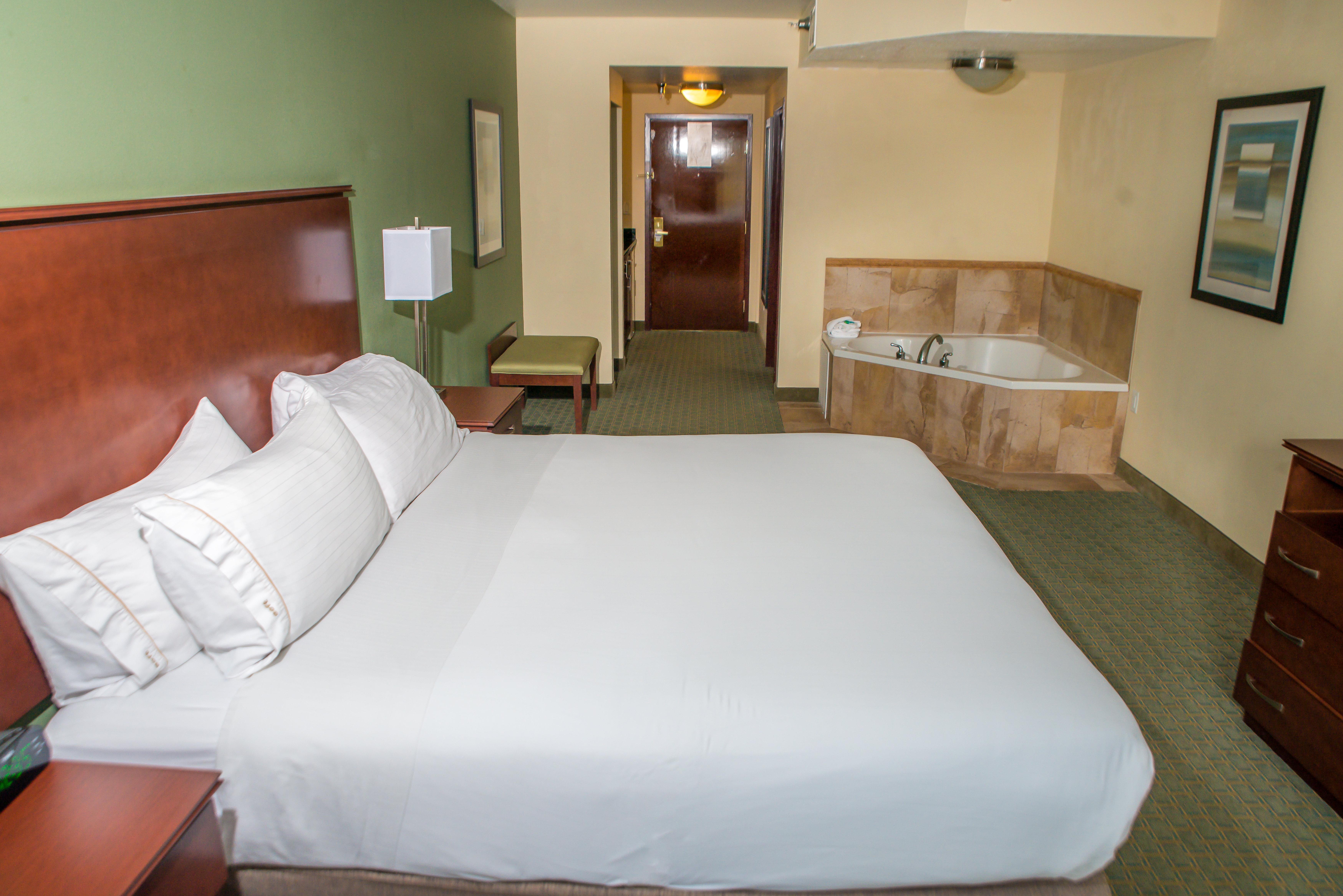 Holiday Inn Express & Suites Cocoa, An Ihg Hotel Bagian luar foto