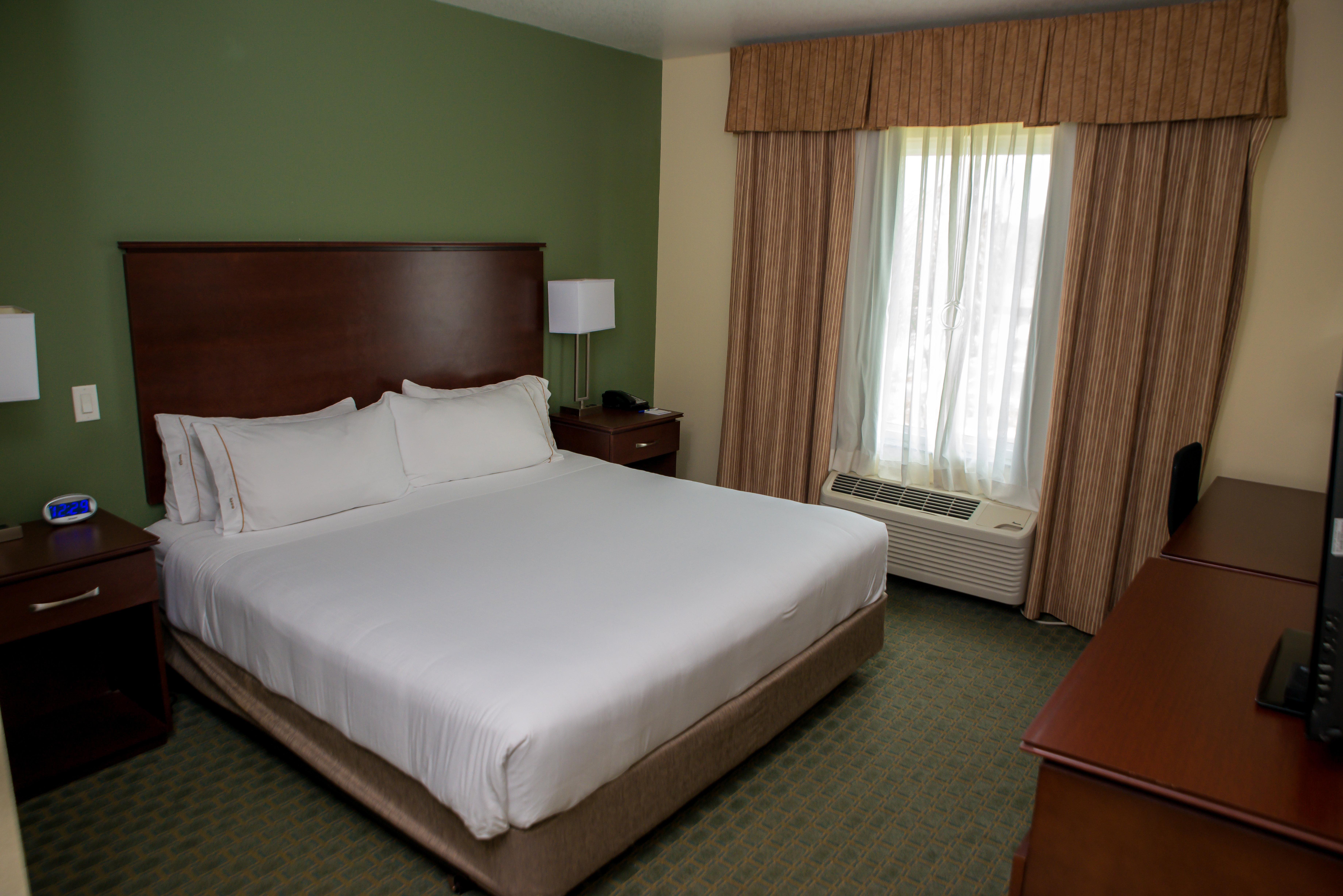 Holiday Inn Express & Suites Cocoa, An Ihg Hotel Bagian luar foto